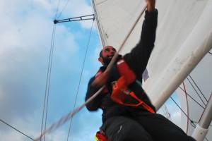 Dropping the spinnaker
